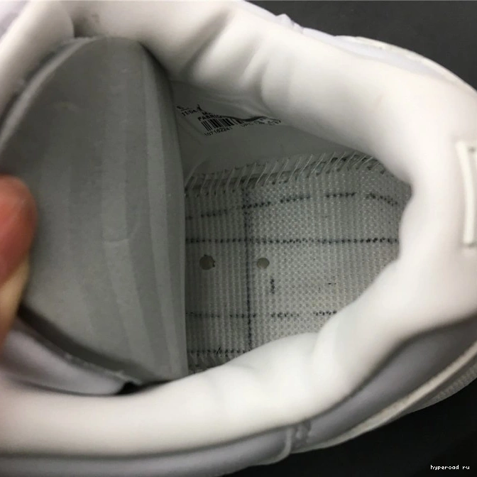 897331-100 11 Jordan Low Air Heiress White Frost 1024